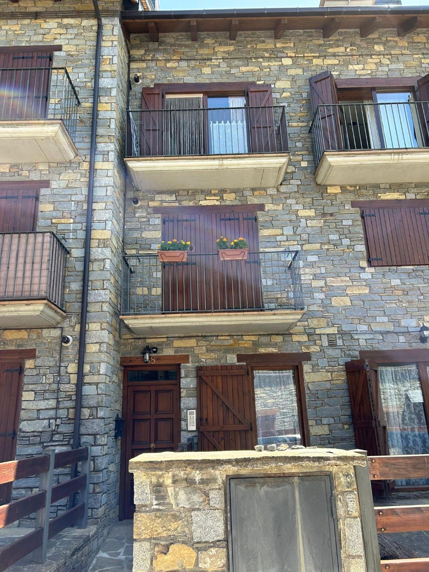 Acogedor Apartamento 2 Habitaciones En Boi Bohí Exterior photo